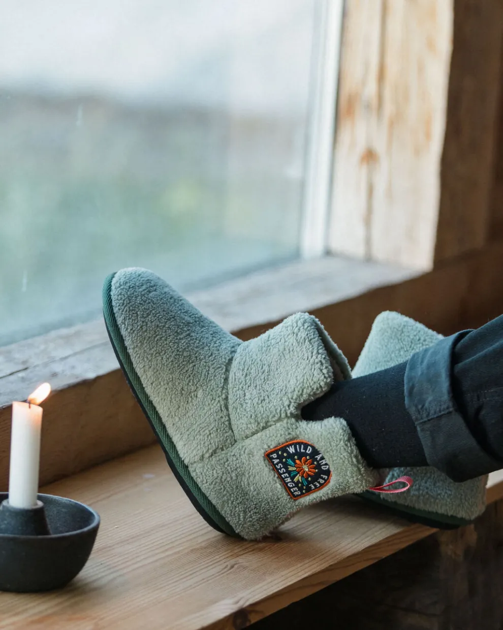 Hideaway Hut Slipper