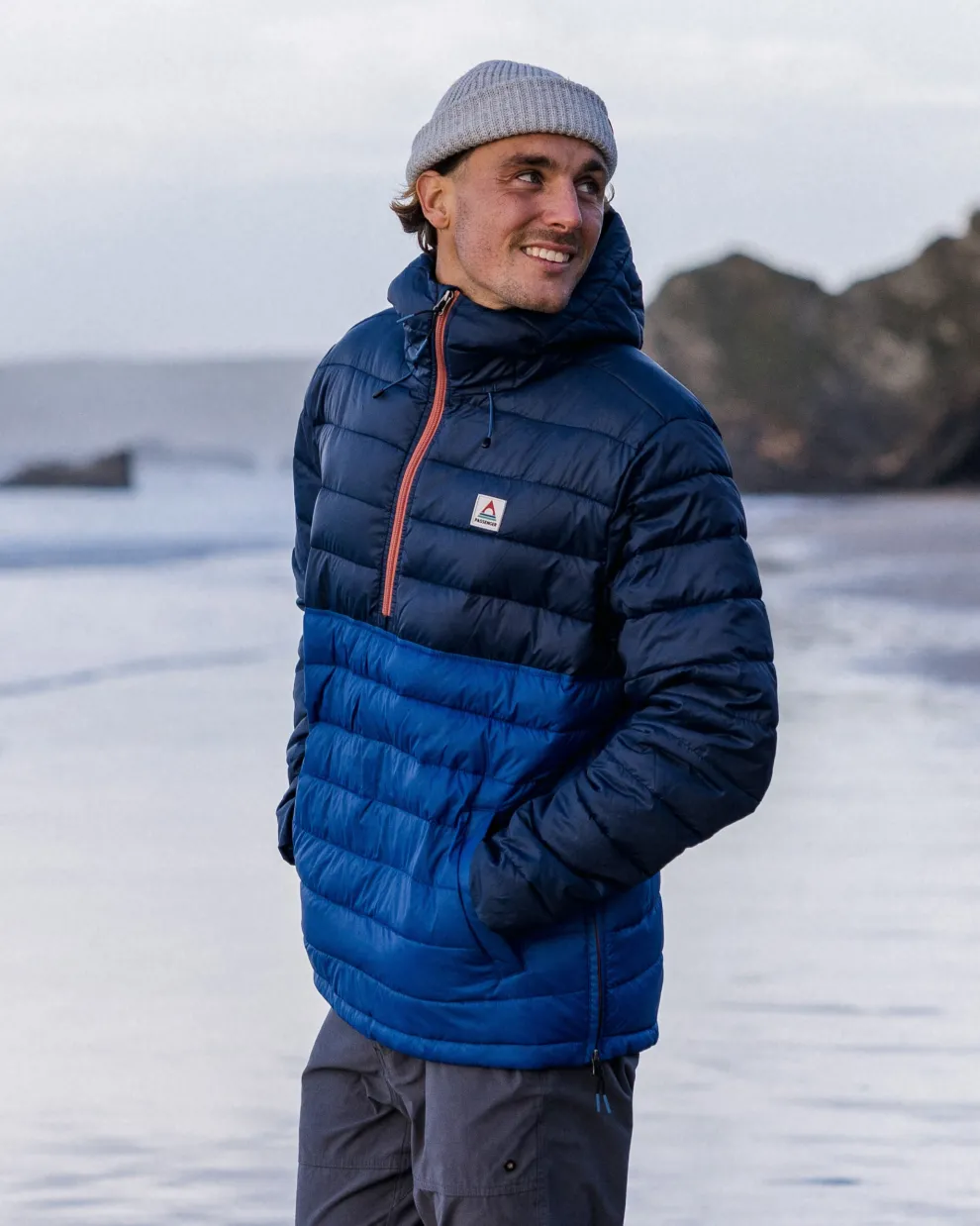 Roamer Recycled Insulated Overhead Jacket