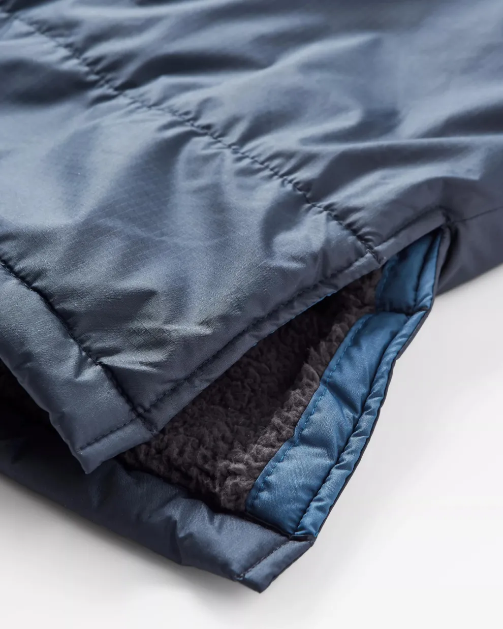 Waves Recycled Sherpa Lined Changing Robe